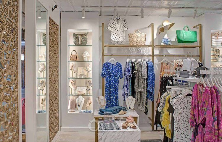 Maßgeschneiderte Taschenladen-Displays & modernes Luxus-Taschenladendesign (3)